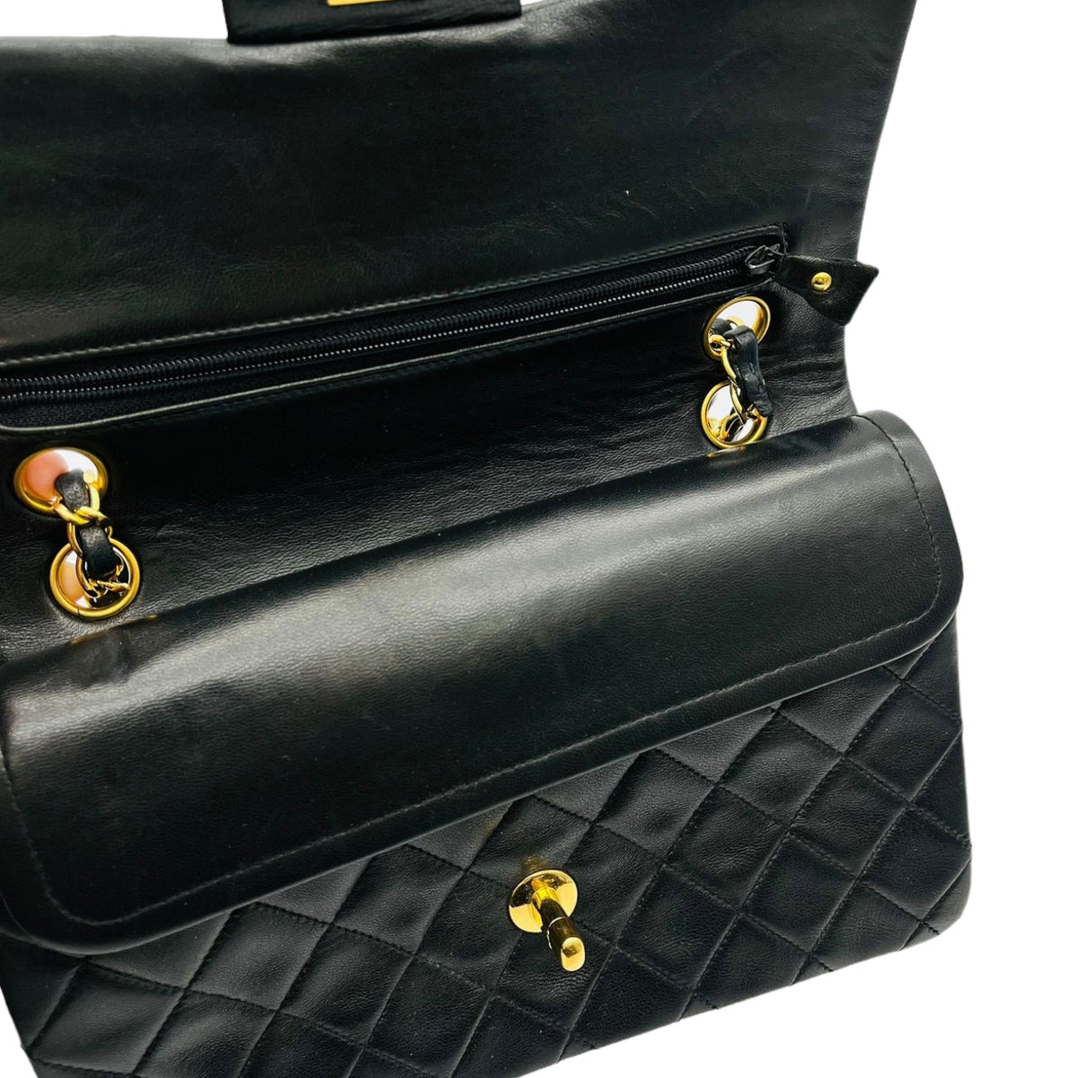 Classic Flap Small Lambskin Black GHW