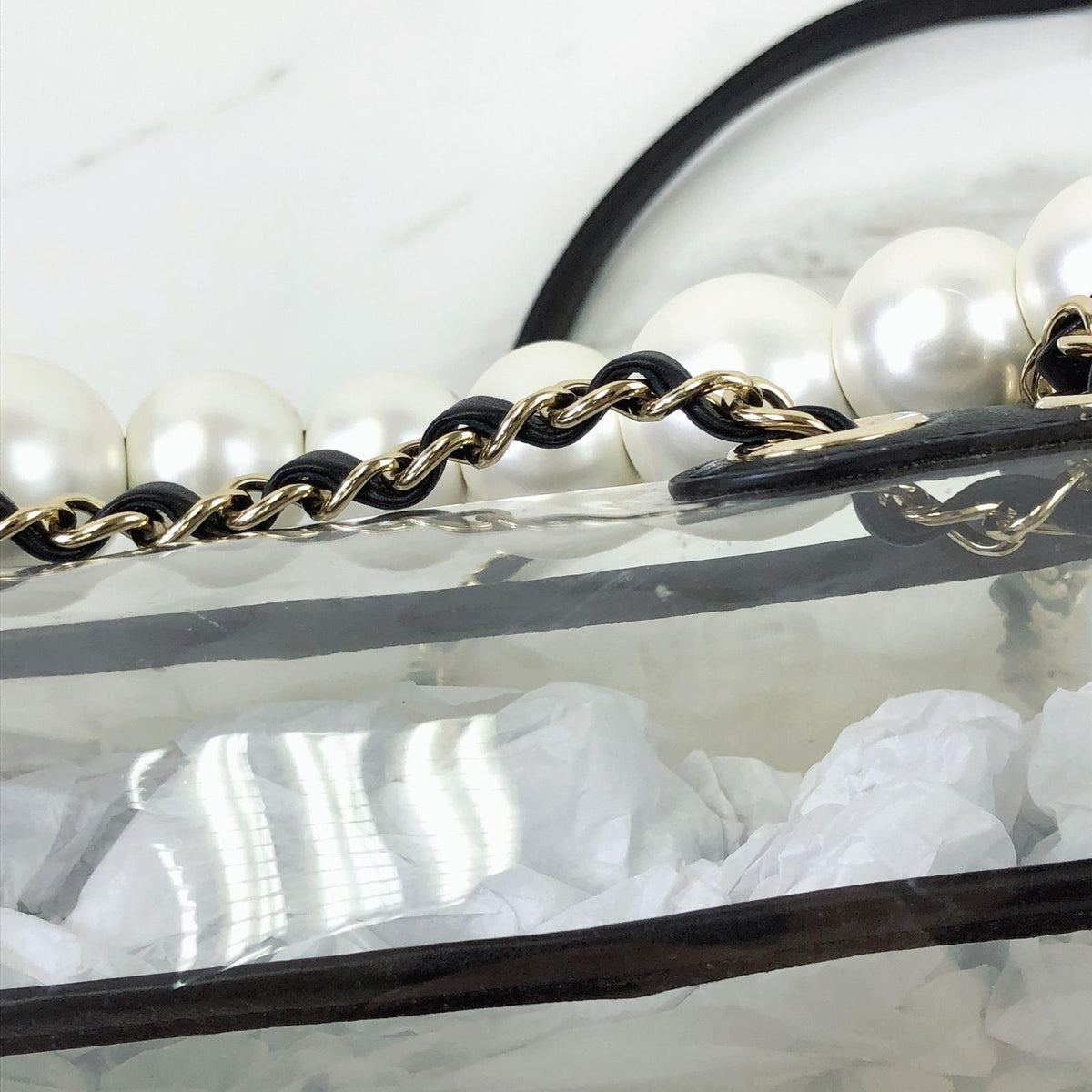 Coco "Sand by the Sea" Runway Pearl Handle Black PVC