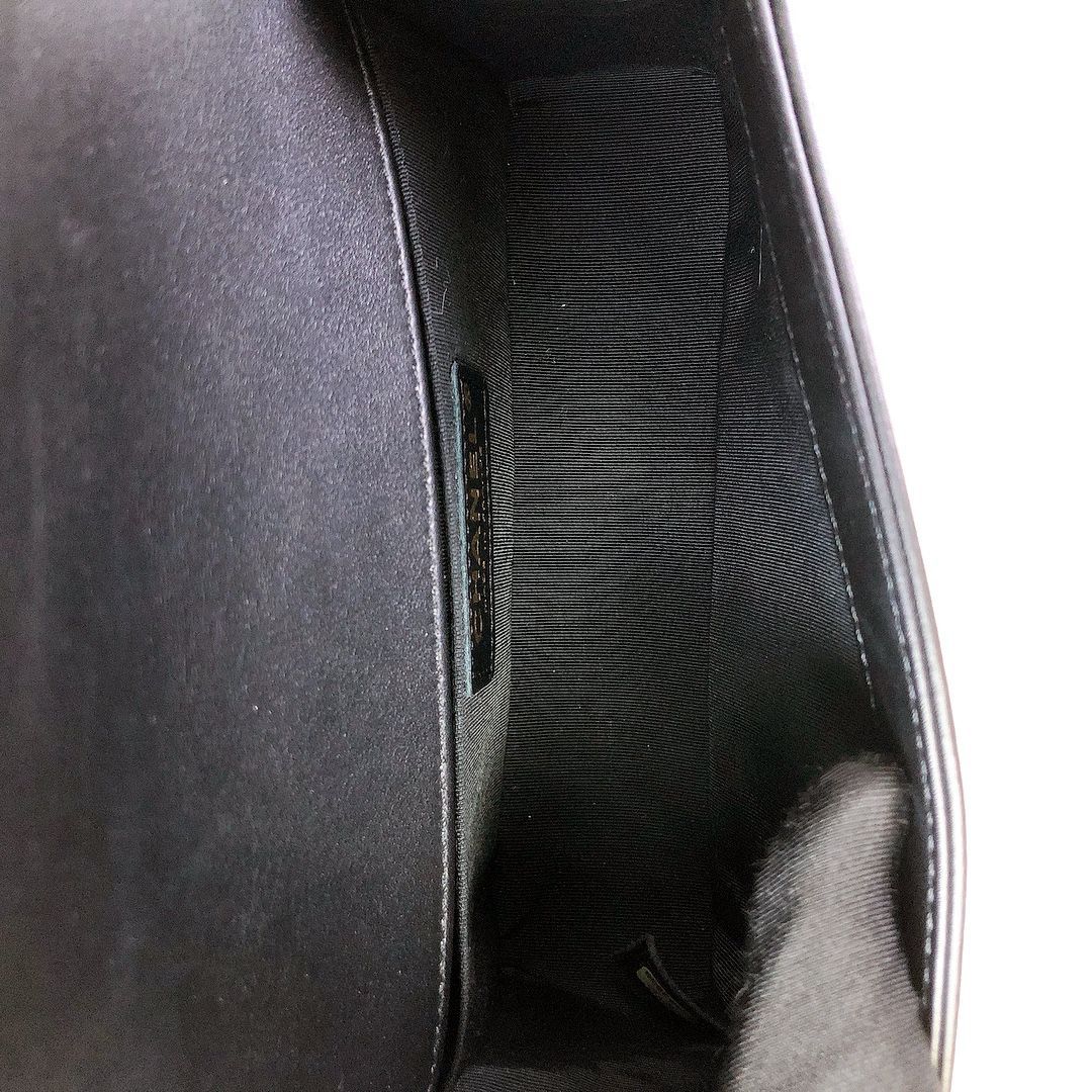 Small Boy Bag Caviar Calfskin Black GHW