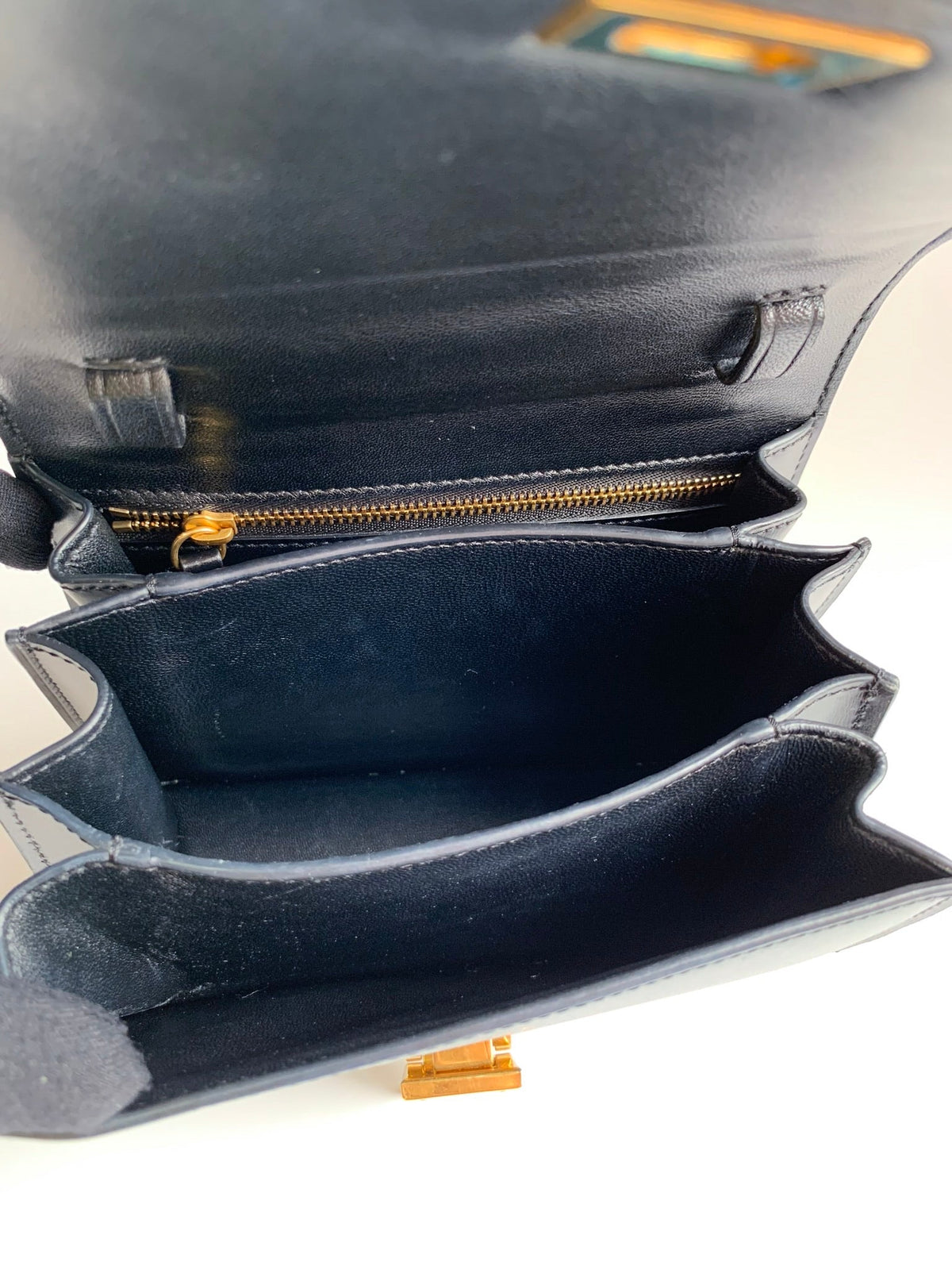 Celine Small Black Calfskin Box Bag⁣ ⁣⁣⁣⁣⁣⁣⁣⁣⁣⁣