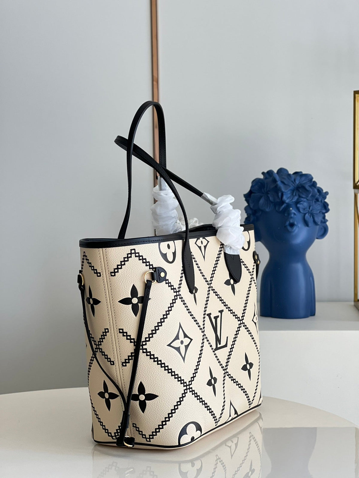 Louis Vuitton Neverfull MM Bag