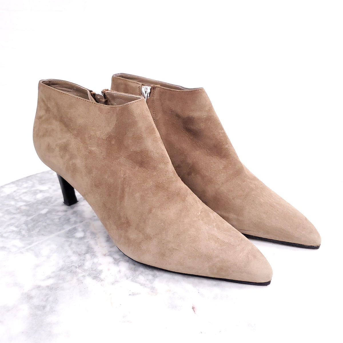 HERMÈS BROWN SUEDE KITTEN HEEL BOOTS - SIZE 37.5