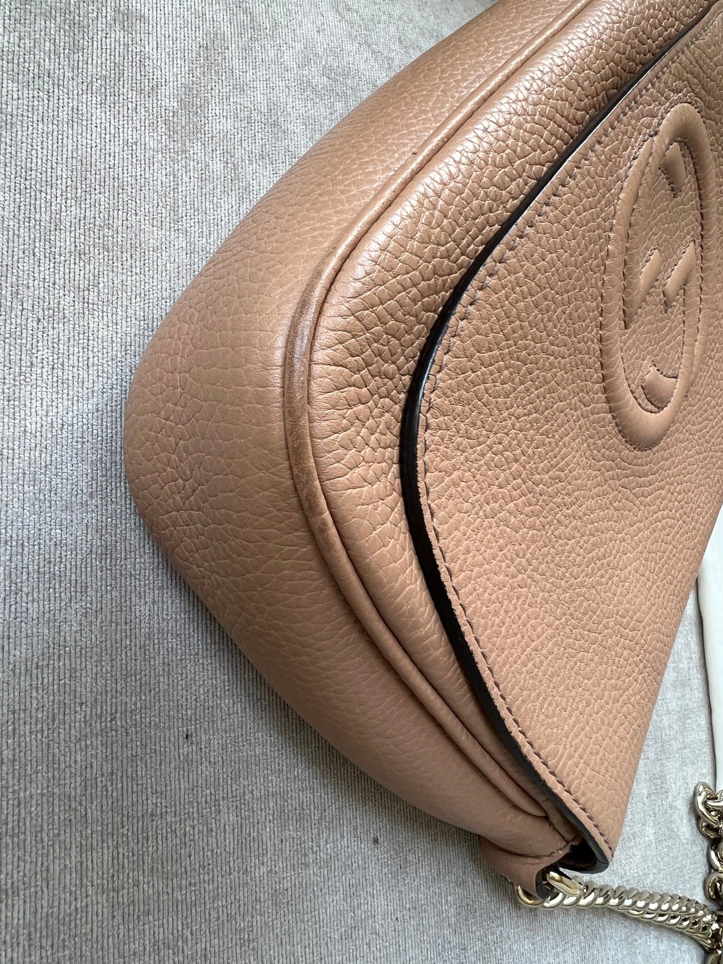 Gucci Rose Beige Soho Disco Crossbody Flap Bag