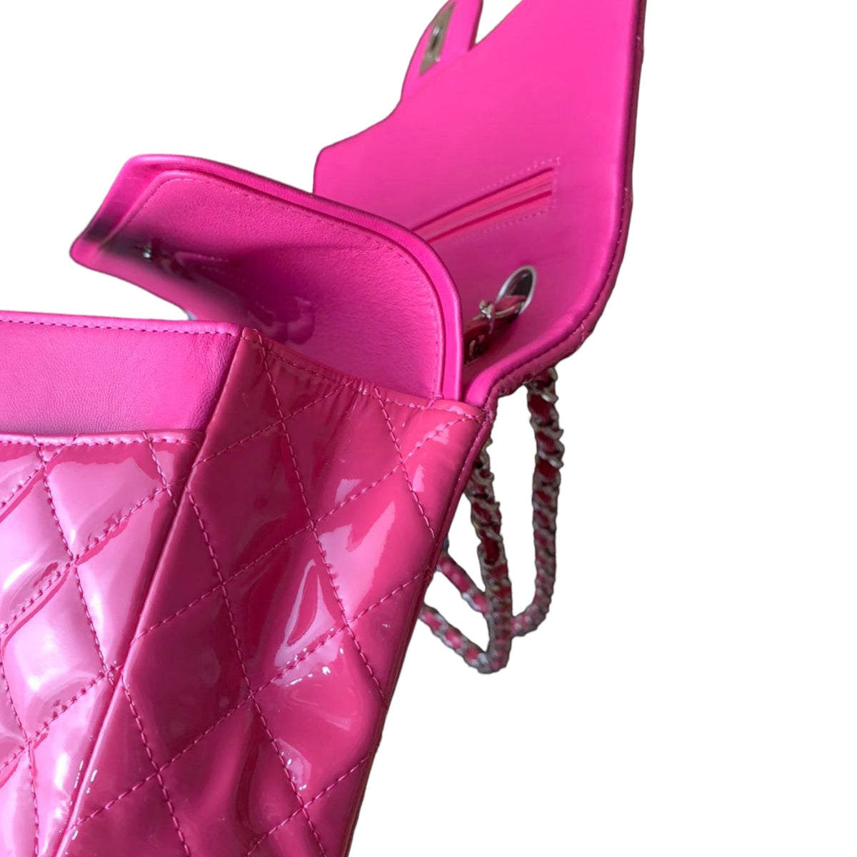 Classic Flap Medium Patent Pink SHW
