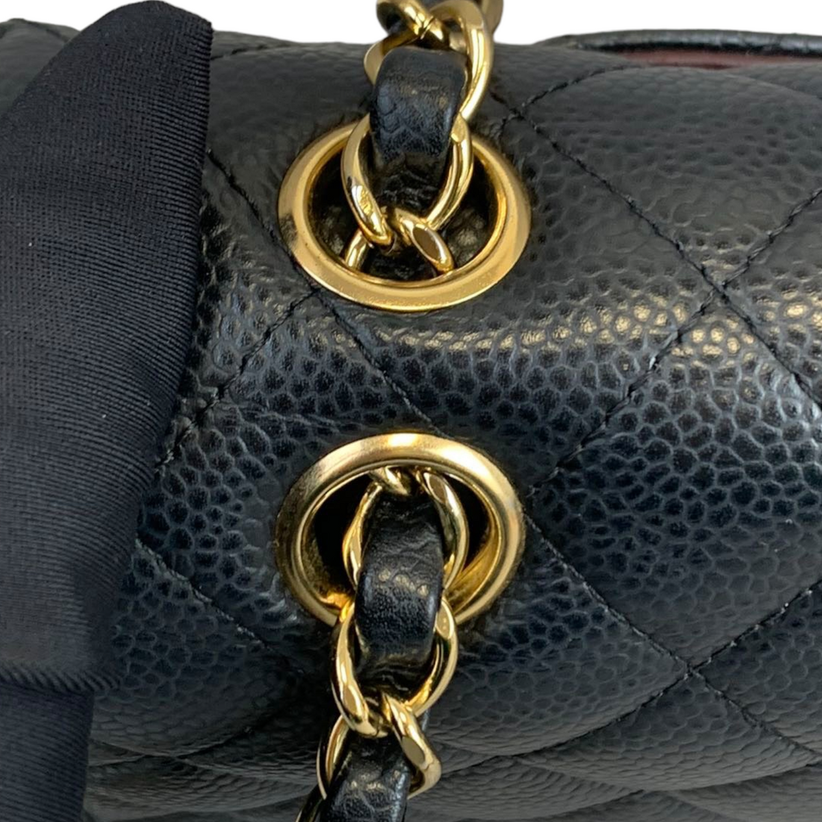 Classic Flap Caviar Medium Black GHW