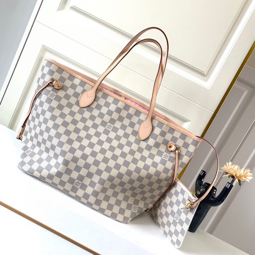 Louis Vuitton Neverfull MM Tote Bag