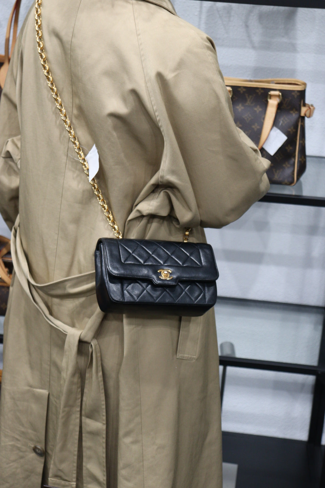 Rank AB ｜ CHANEL Matrass Lamb Leather Chain Shoulder Bag｜23042211