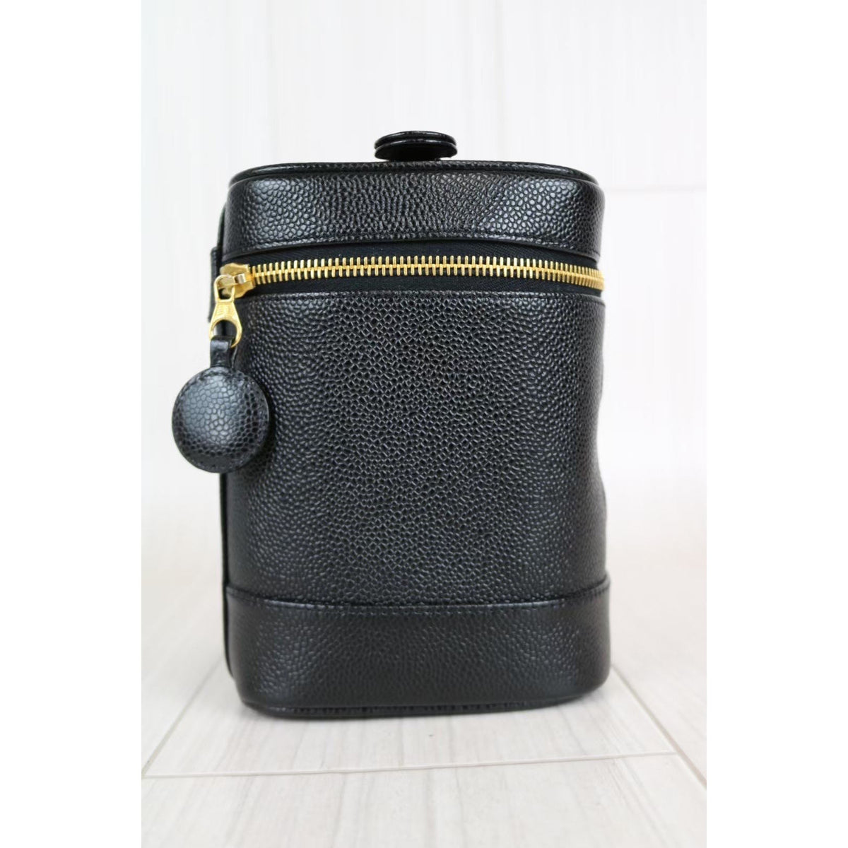 Rank A ｜ CHANEL Caviar Skin Vanity Handbag ｜032004