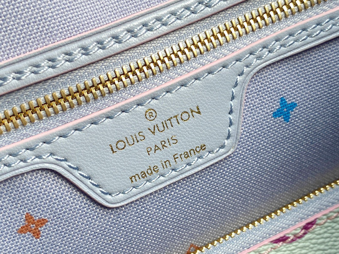 Louis Vuitton Neverfull MM  Tote Bag