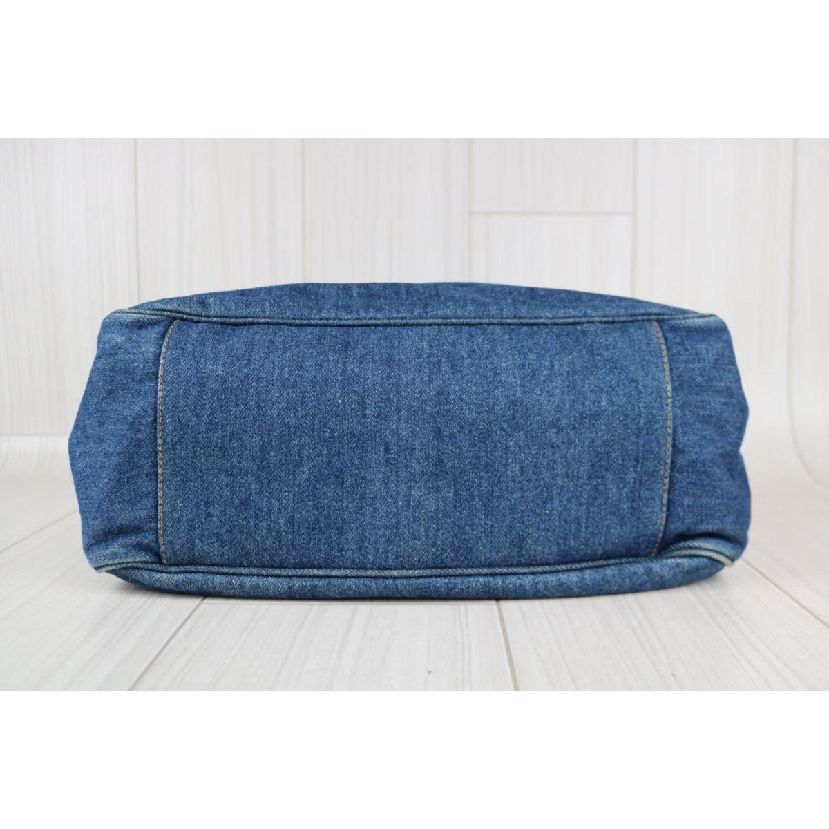 Rank A ｜ CHANEL Denim Handbag  ｜ 061719