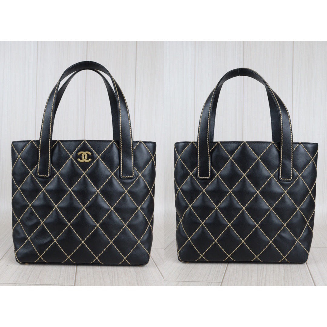 Rank A ｜Chanel Lamb Skin Wild Stitching Coco Mark Handbag ｜V23070708