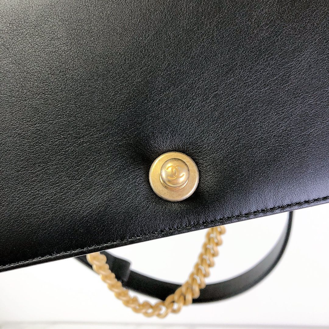 Small Boy Bag Caviar Calfskin Black GHW