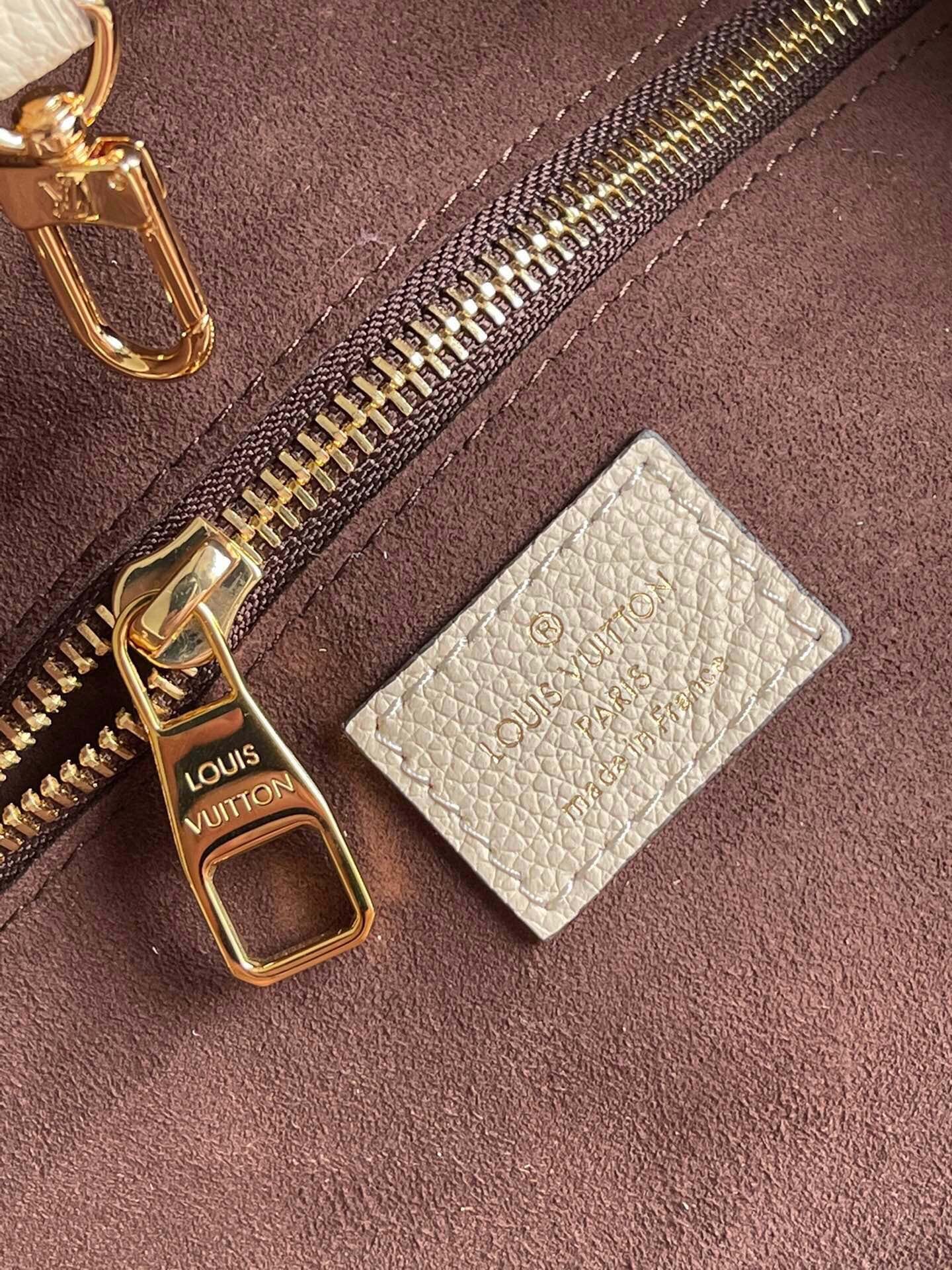 Louis Vuitton Neverfull MM Tote Bag