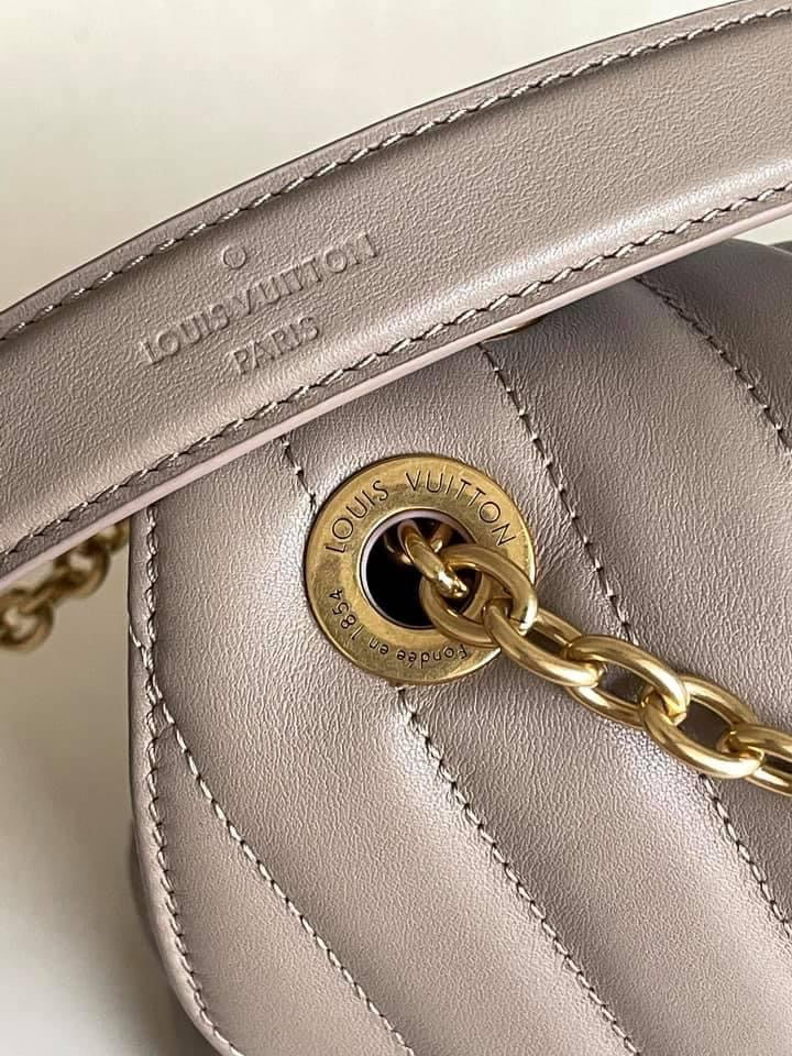 Louis Vuitton New Wave Chain Bag