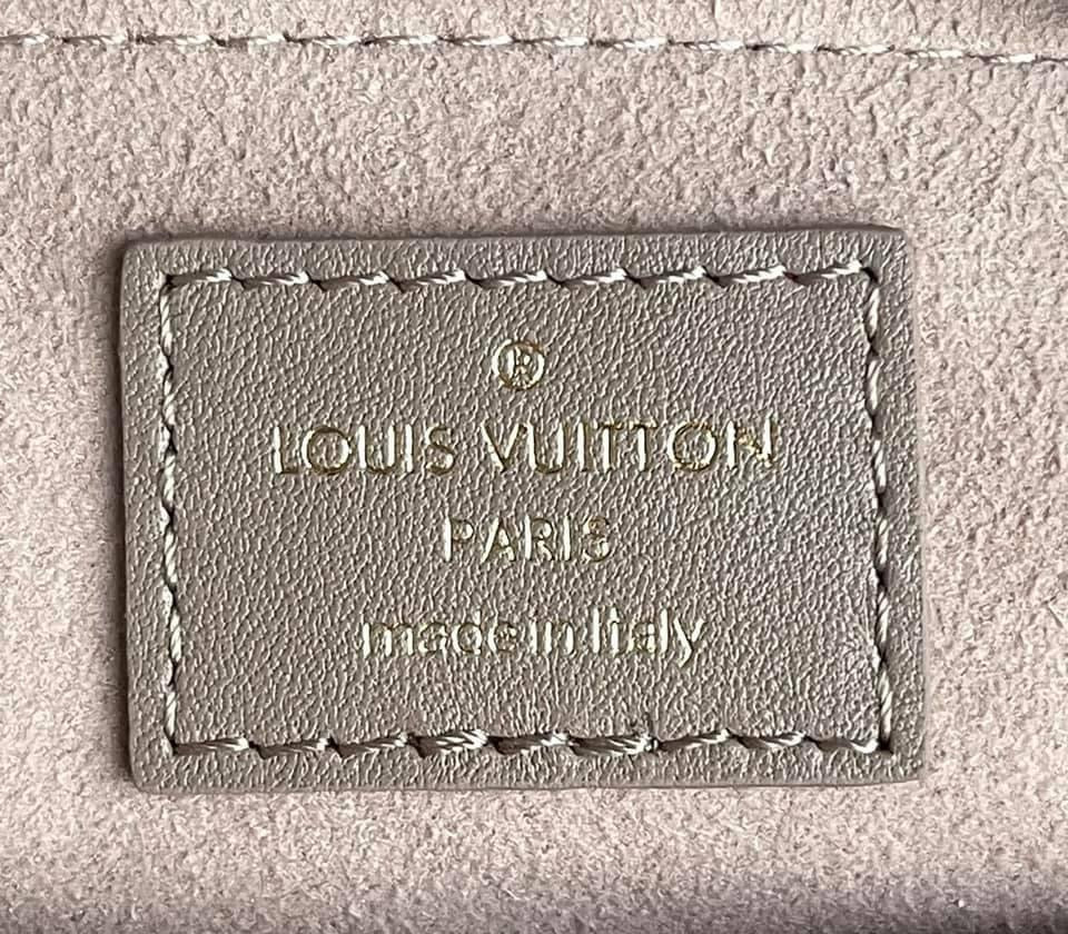 Louis Vuitton New Wave Chain Bag