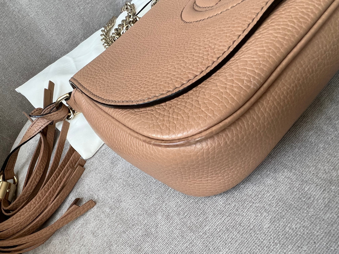 Gucci Rose Beige Soho Disco Crossbody Flap Bag