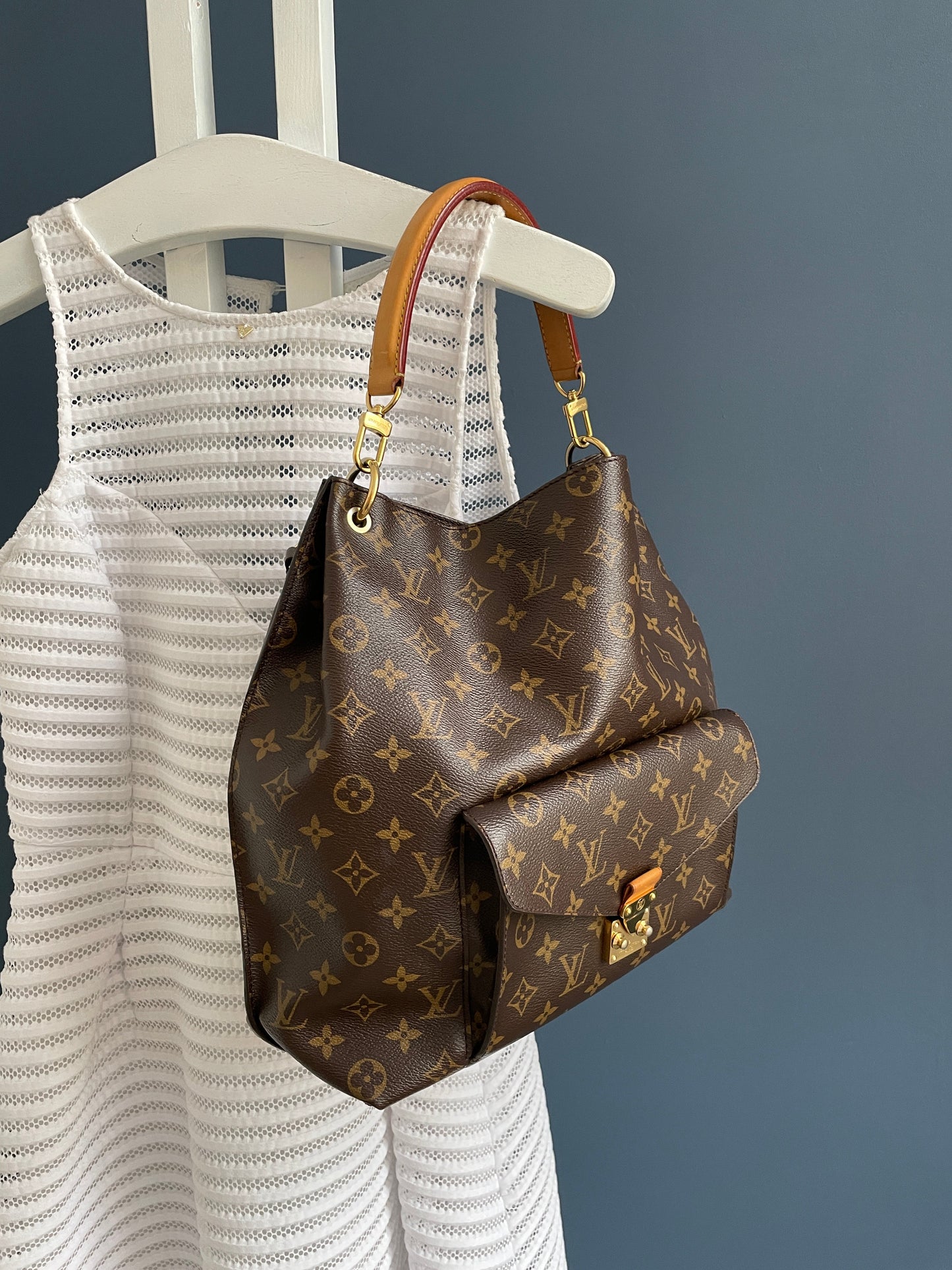 LOUIS VUITTON MÉTIS HOBO