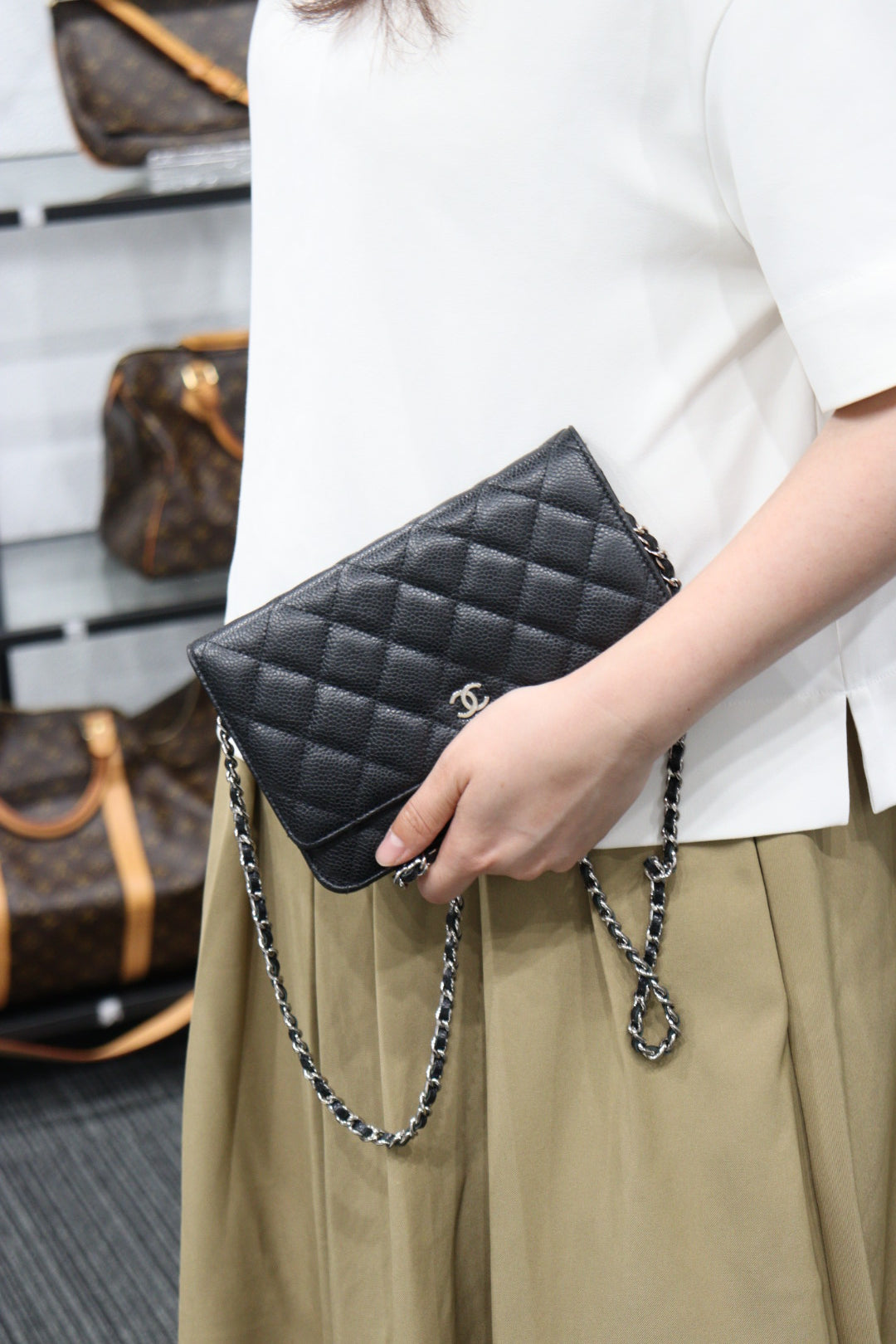 Rank SA｜ CHANEL Matelasse Caviar Skin Chain Wallet Black Silver Hardware ｜23051901