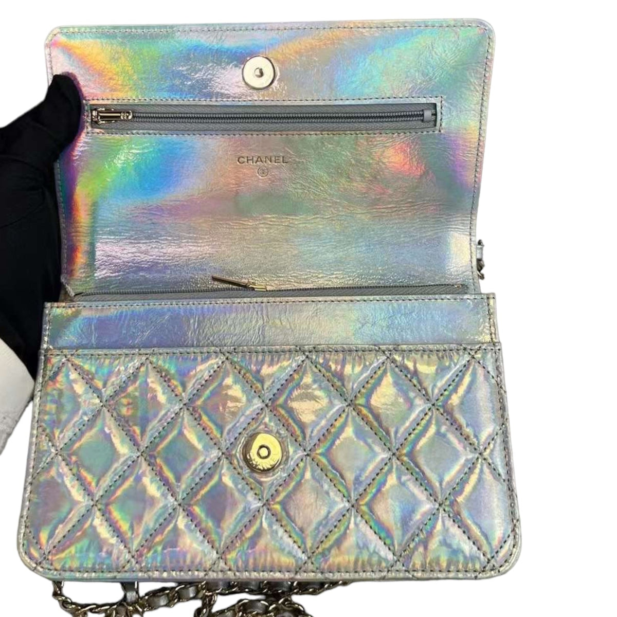 WOC Iridescent Holographic Silver SHW