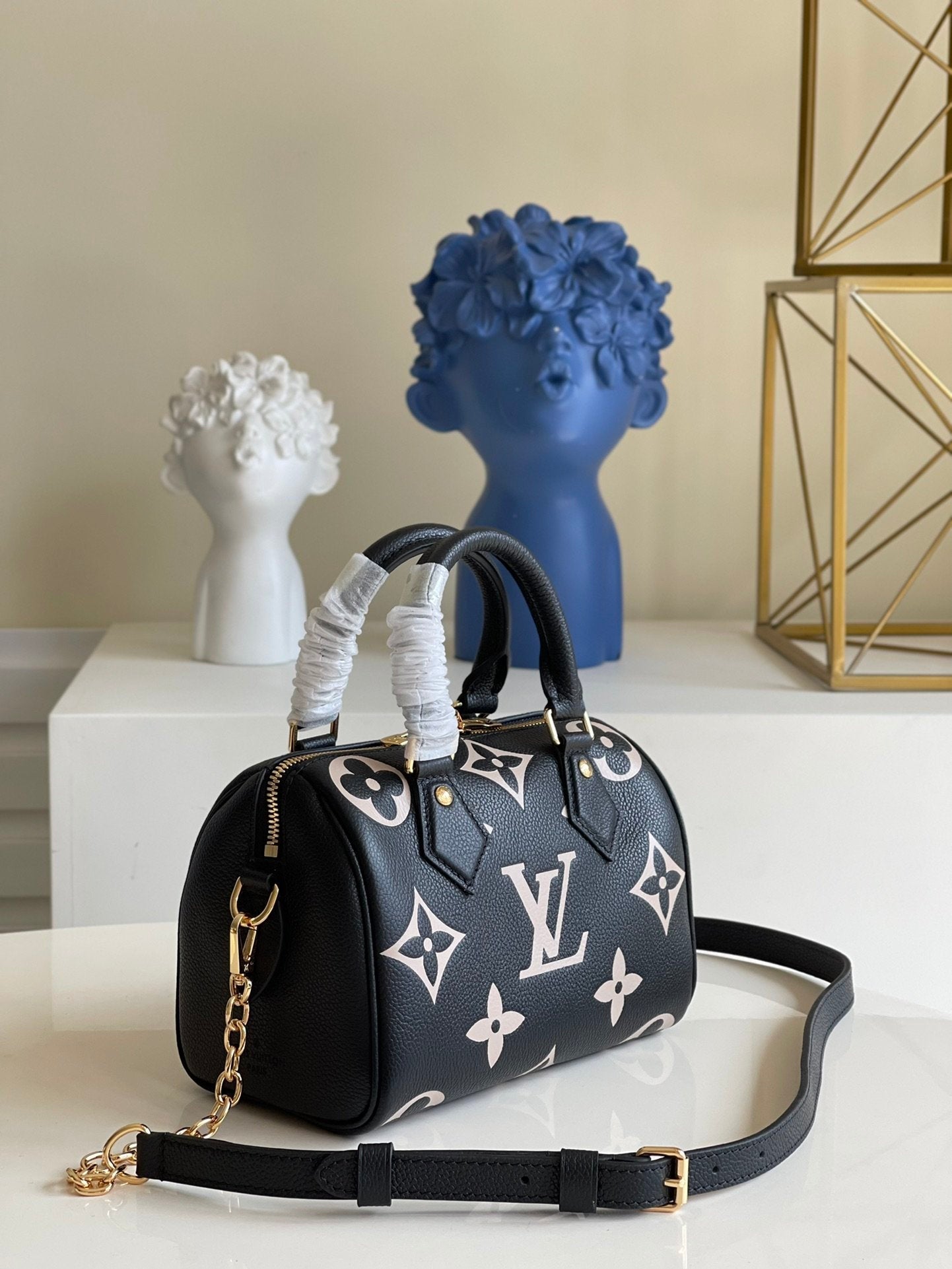 Louis Vuitton Speedy Bandouliere 25 Bag