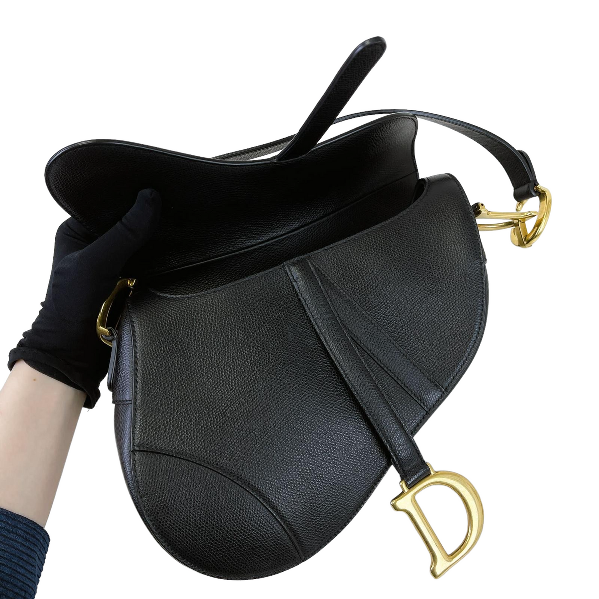 Medium Saddle Calfskin Black GHW
