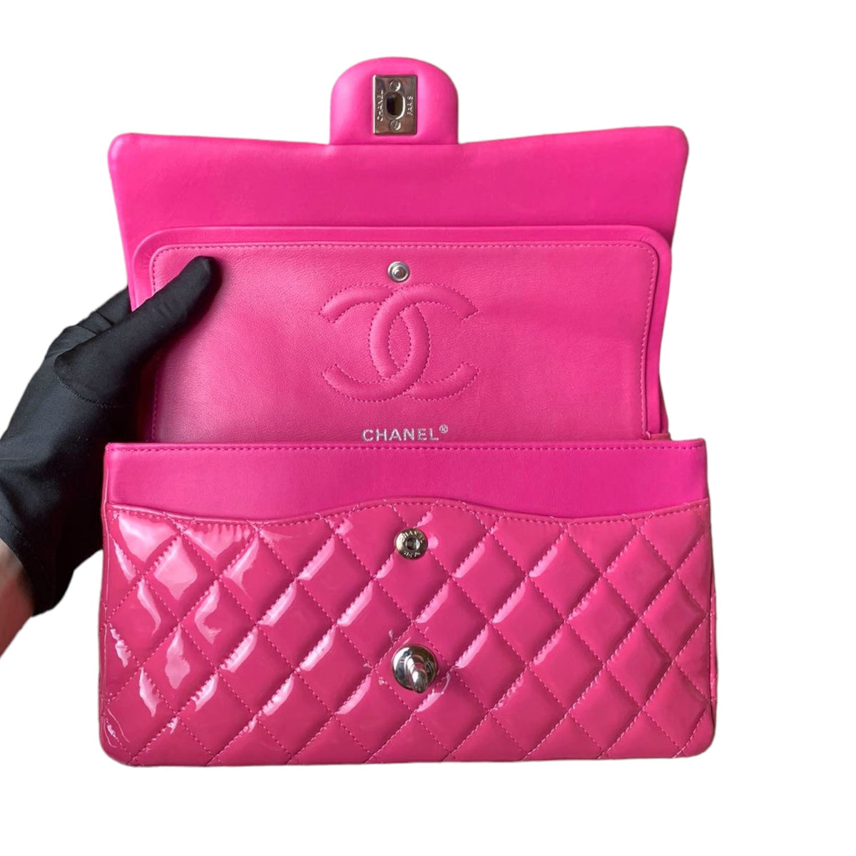 Classic Flap Medium Patent Quilted Pink SHW