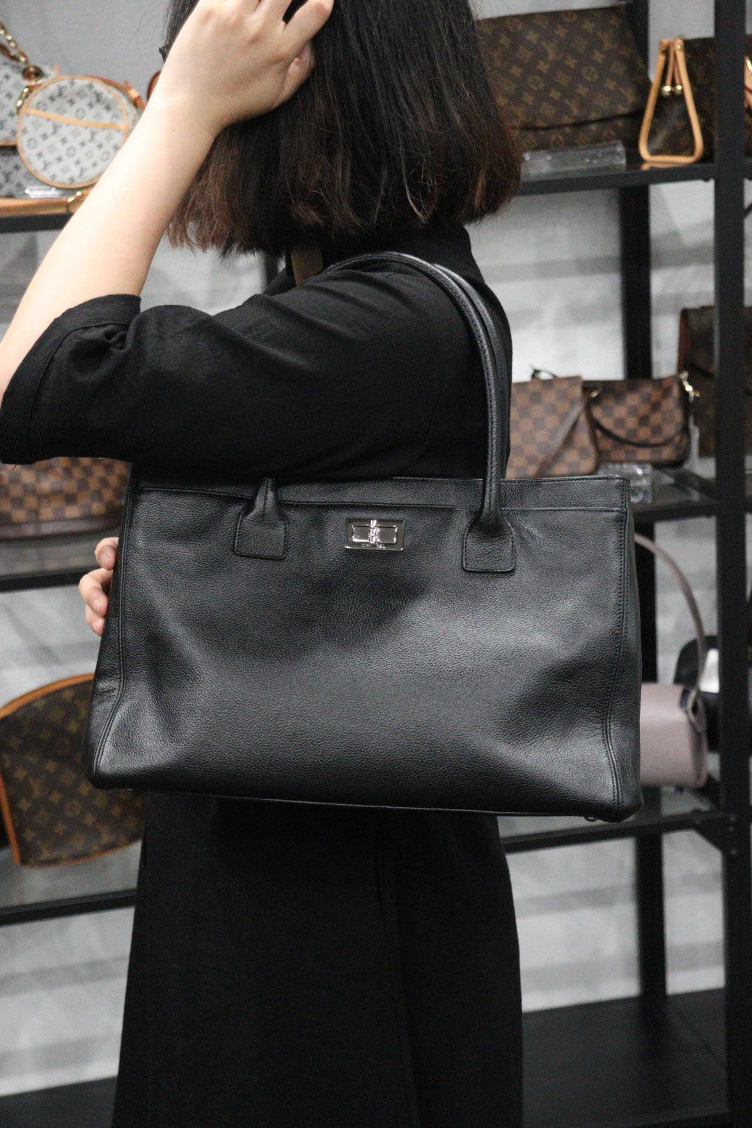 Rank A ｜ CHANEL Calf Leather 2.55 Tote Bag Shoulder Bag｜230062610