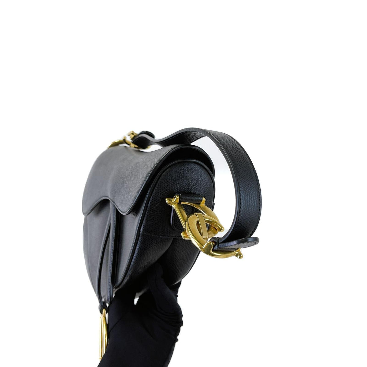 Medium Saddle Calfskin Black GHW
