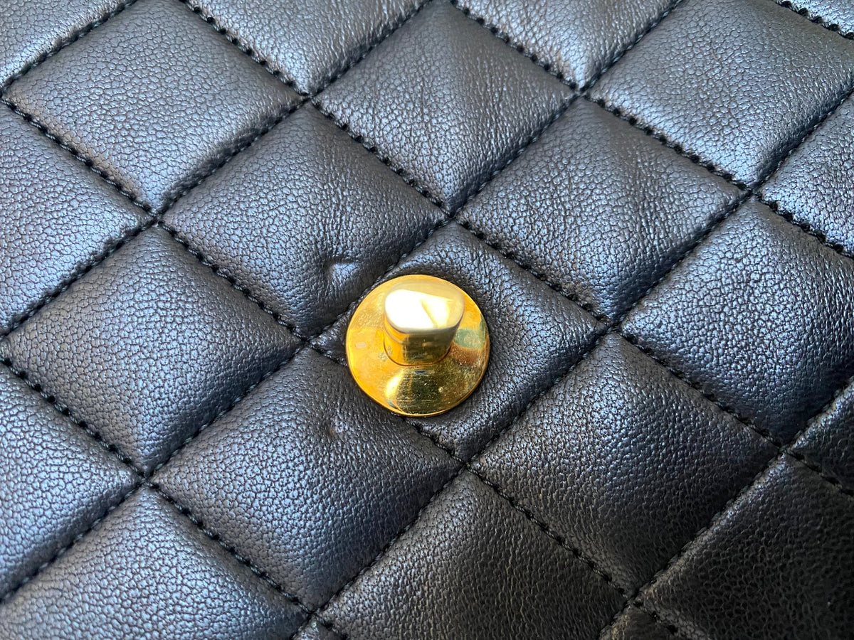 Chanel vintage black quilted flap Bag