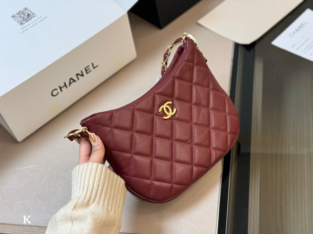 CHANEL Hobo Handbag Bag