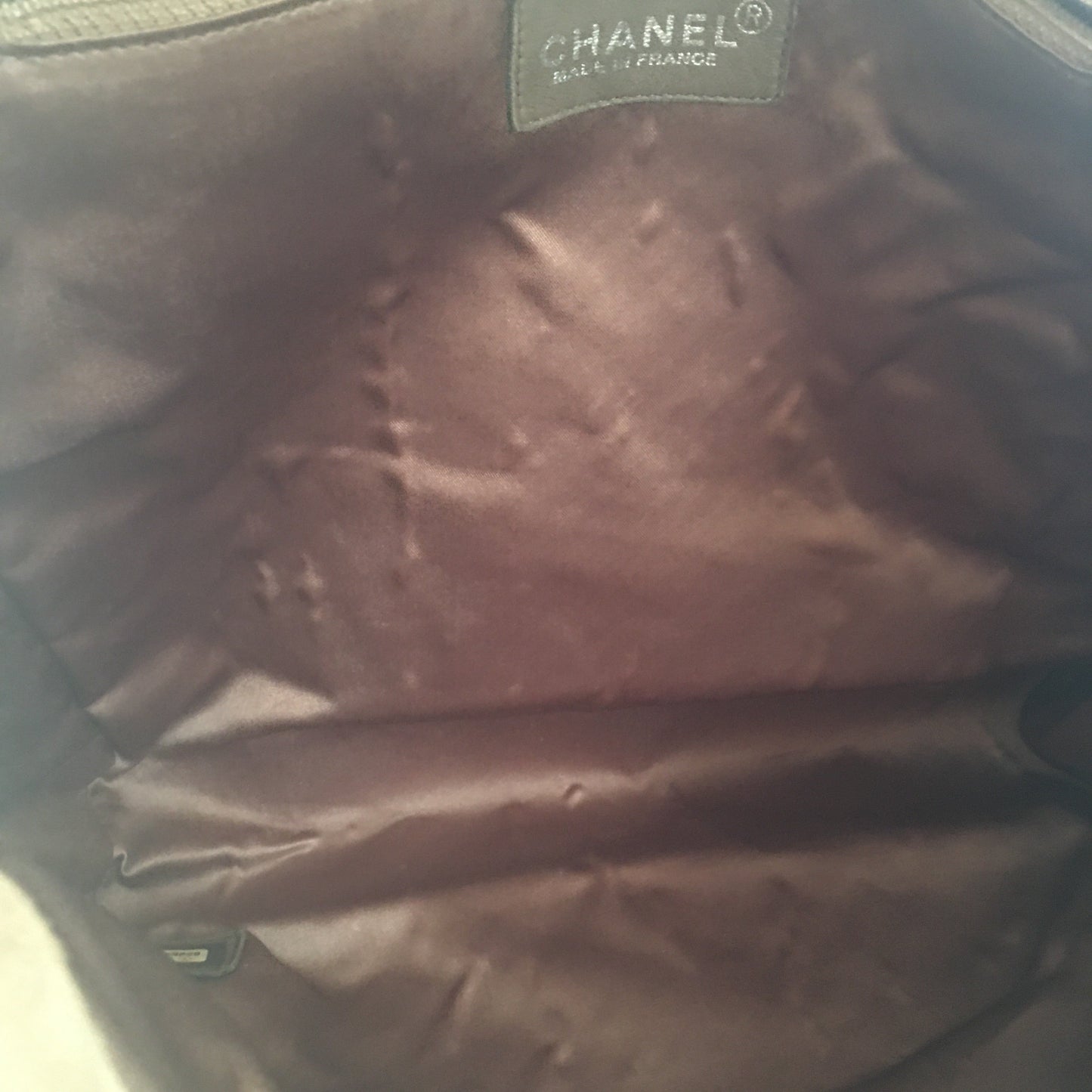 CHANEL Shoulder Bag in Beige Suede