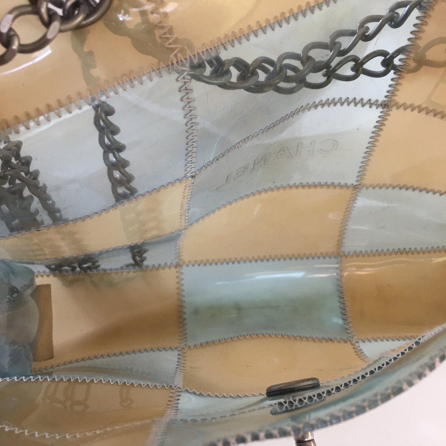 CHANEL Shoulder Bag in Multicolor Plastic