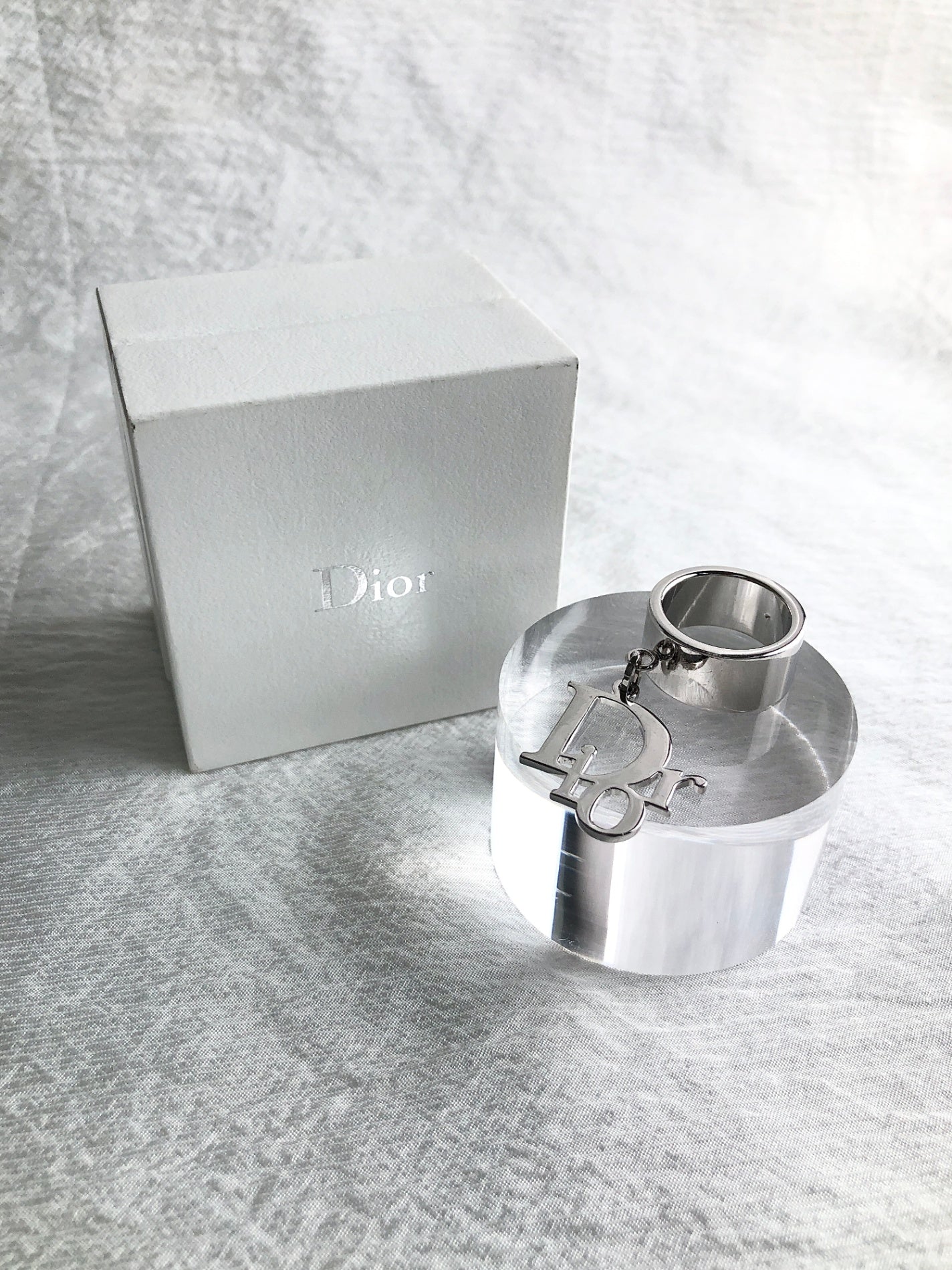 Christian Dior Logo Charm Ring Silver Vintage bafjww