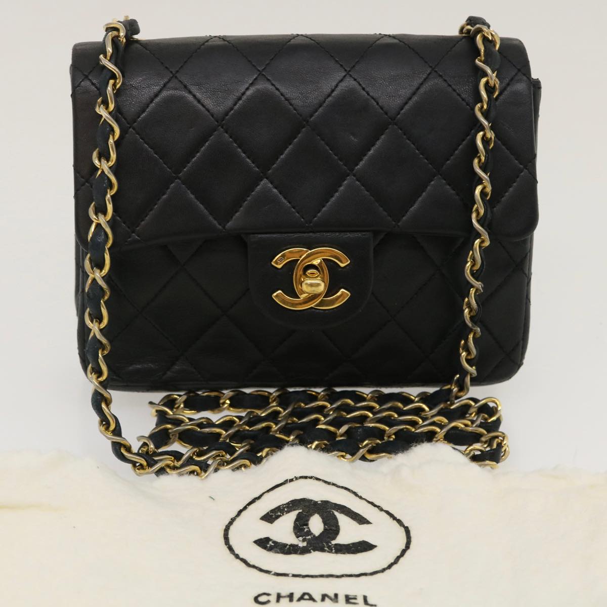 Top Quality Chanel Mini Matelasse Chain New Shoulder Bag Lamb Skin Black Gold Auth ai651A