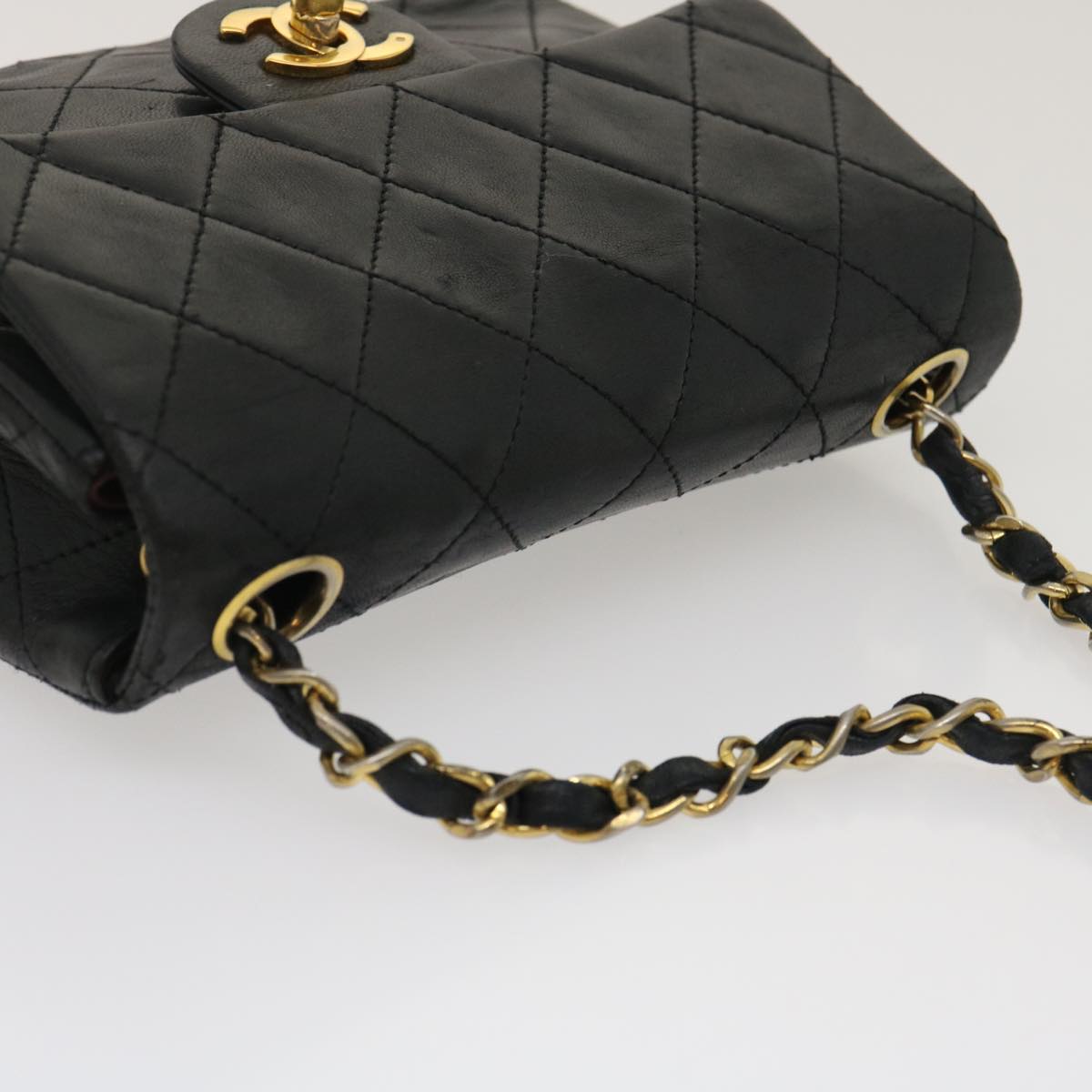 Top Quality Chanel Mini Matelasse Chain New Shoulder Bag Lamb Skin Black Gold Auth ai651A