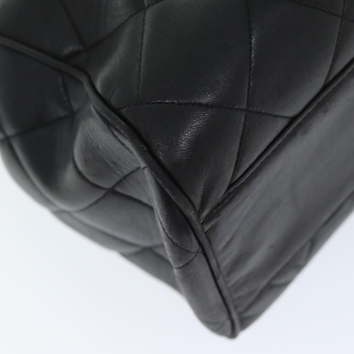 Top Quality Chanel Matelasse Chain Shoulder Bag Lamb Skin Black CC Auth ki4411