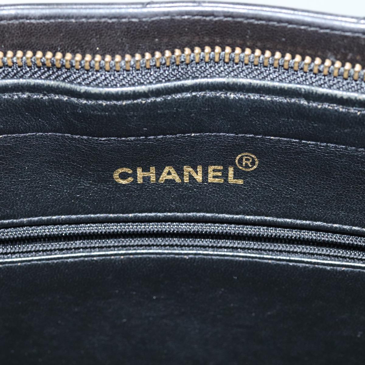 Top Quality Chanel Matelasse Chain Shoulder Bag Lamb Skin Black CC Auth ki4411