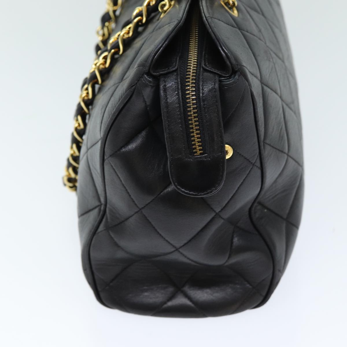 Top Quality Chanel Matelasse Chain Shoulder Bag Lamb Skin Black CC Auth ki4411