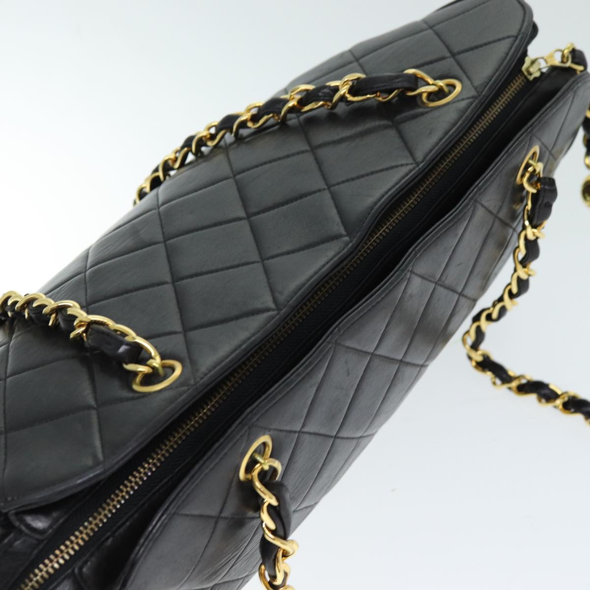 Top Quality Chanel Matelasse Chain Shoulder Bag Lamb Skin Black CC Auth ki4411