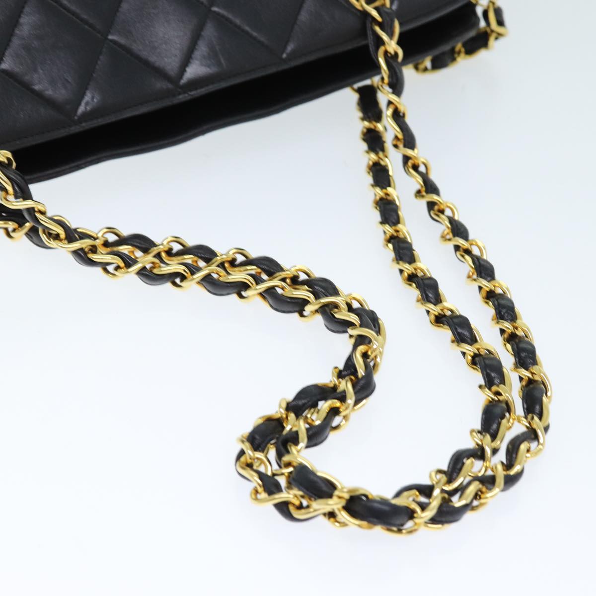 Top Quality Chanel Matelasse Chain Shoulder Bag Lamb Skin Black CC Auth ki4411