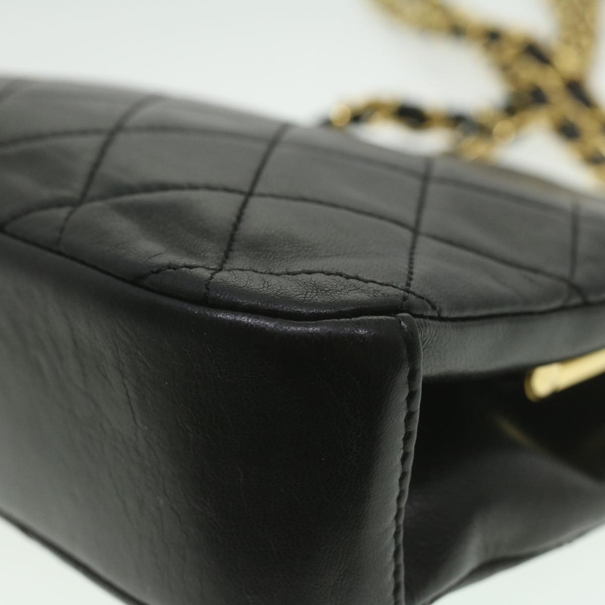 Top Quality Chanel Matelasse Clasp Chain Shoulder Bag Lamb Skin Black CC Auth kk164