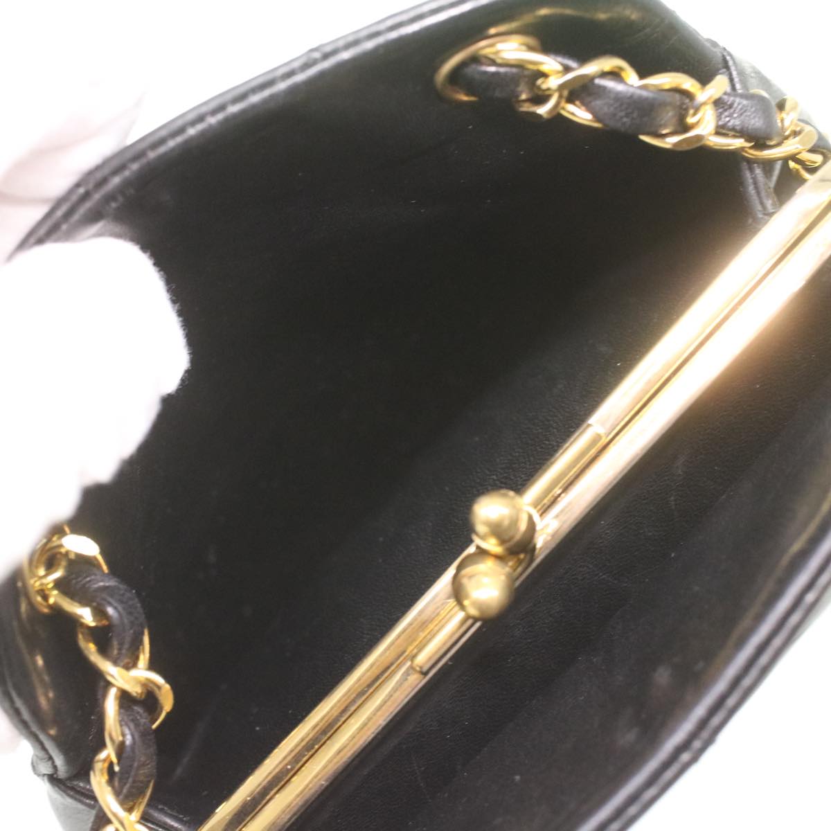 Top Quality Chanel Matelasse Clasp Chain Shoulder Bag Lamb Skin Black CC Auth kk164
