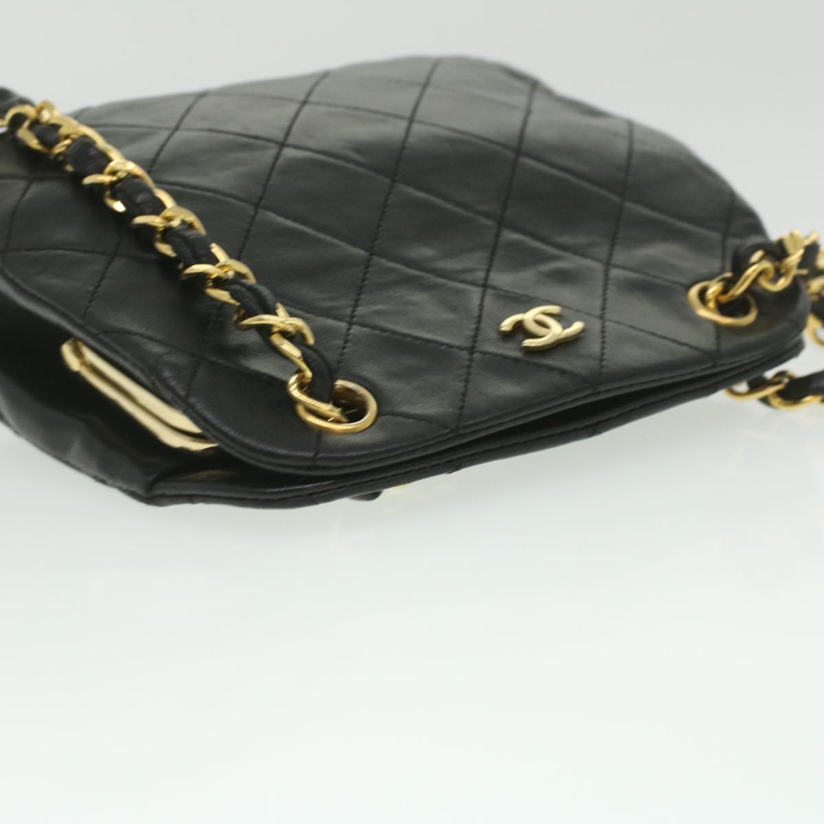 Top Quality Chanel Matelasse Clasp Chain Shoulder Bag Lamb Skin Black CC Auth kk164
