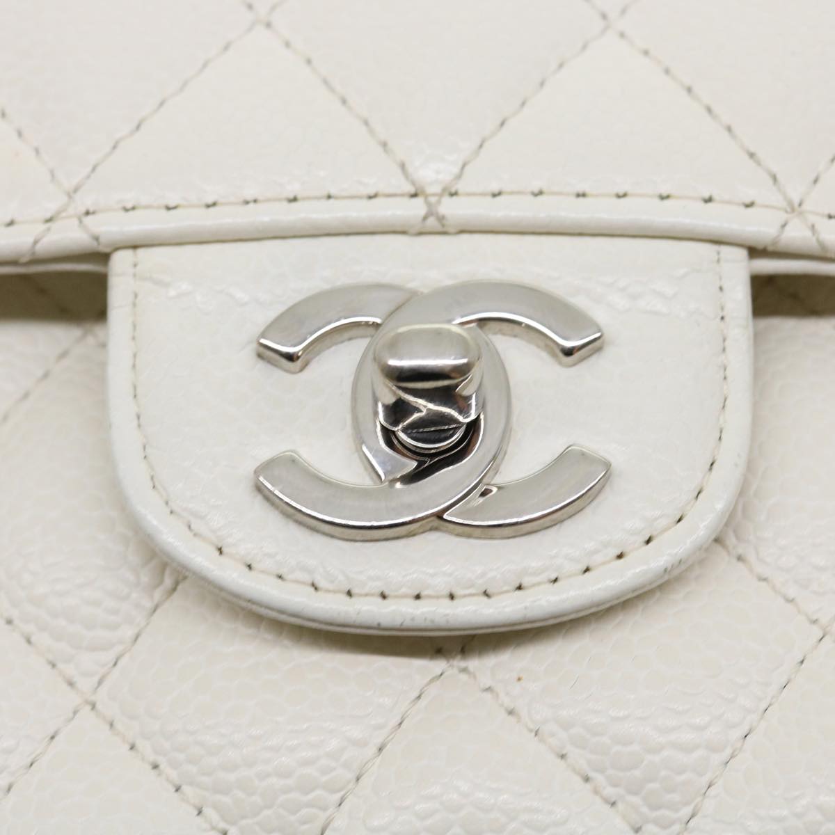 Top Quality Chanel Matelasse Double New Chain Shoulder Bag Caviar Skin White CC Auth knn085