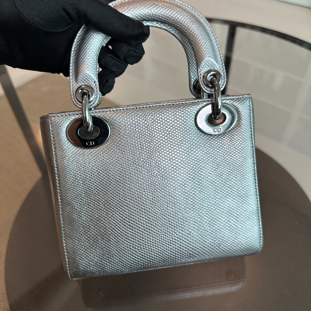 *Like New, Lizard* Lady Mini Lizard Silver Metallic Adjustable Strap SHW