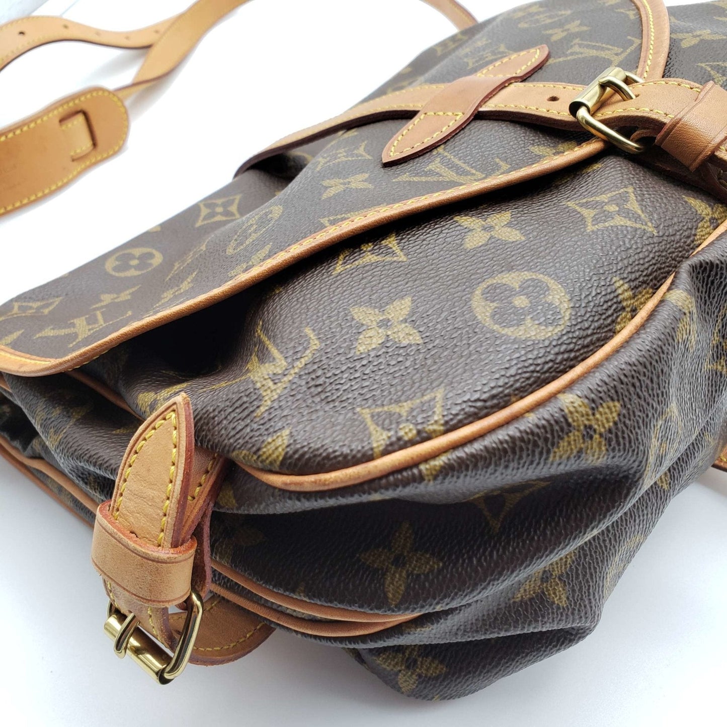 Louis Vuitton Saumur 30 Browns Monogram Crossbody