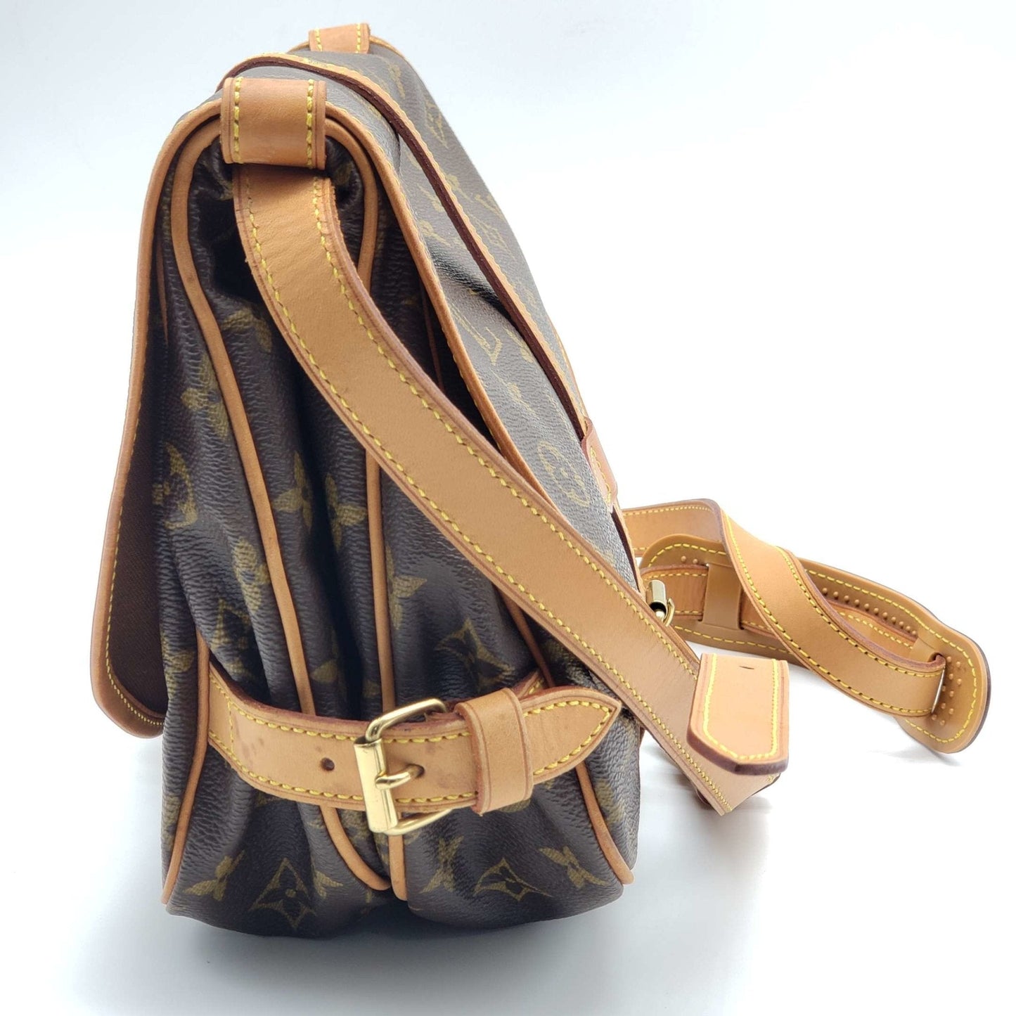 Louis Vuitton Saumur 30 Browns Monogram Crossbody