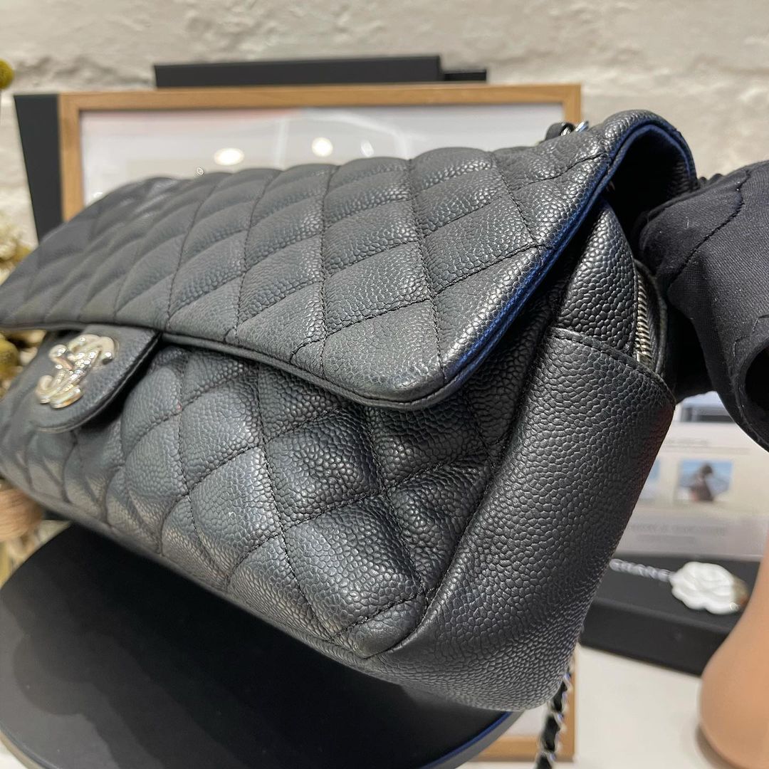 Easy Flap Caviar Jumbo Black SHW