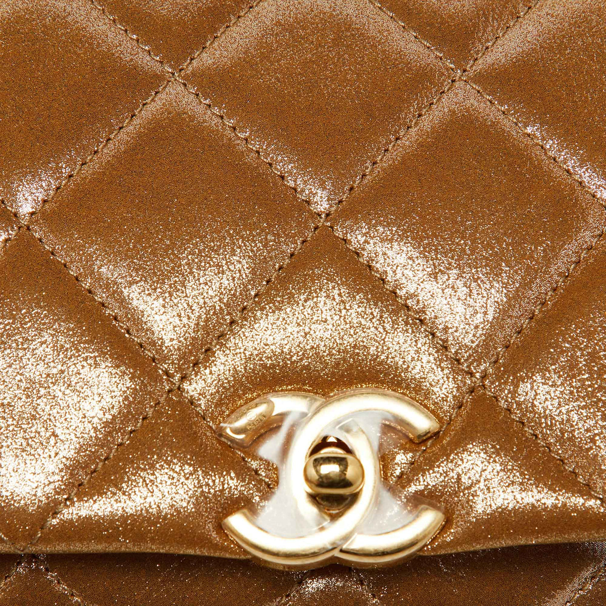 Top Quality Chanel Gold Iridescent Quilted Leather New Chain Bag