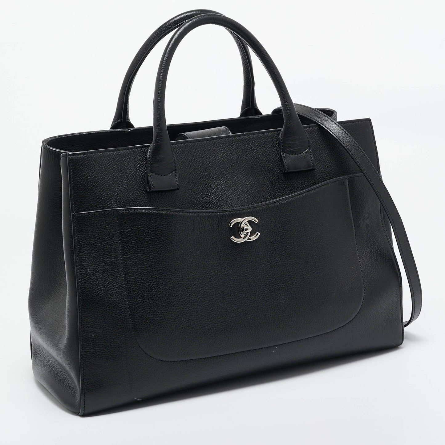 CHANEL Black Leather Medium Neo Executive Shopping Tote